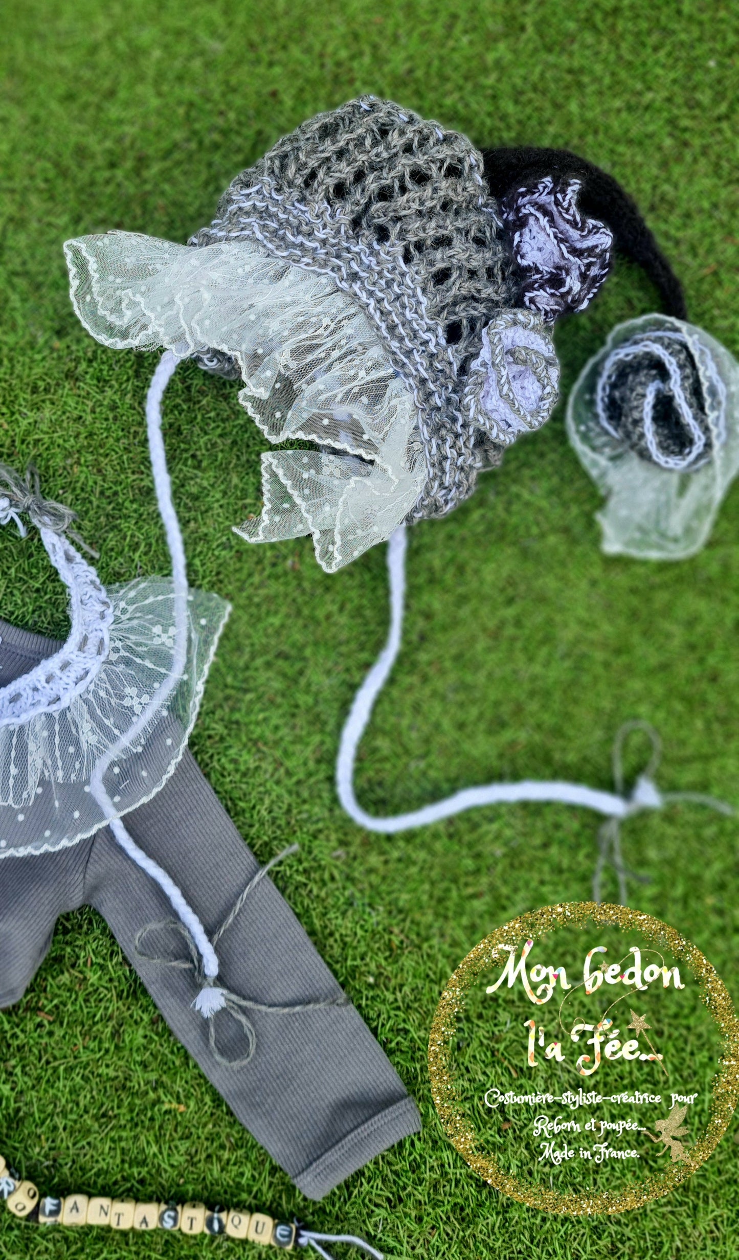Les Broderies Célestes: Gris Étoilé et Dentelle Féérique ✨🌟💫